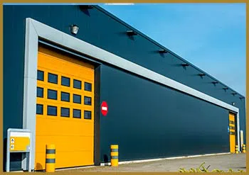 United Garage Doors Topsfield, MA 978-913-2040 - serv-com-gr-47m